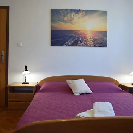 Holiday home Nives Mare Holliday House