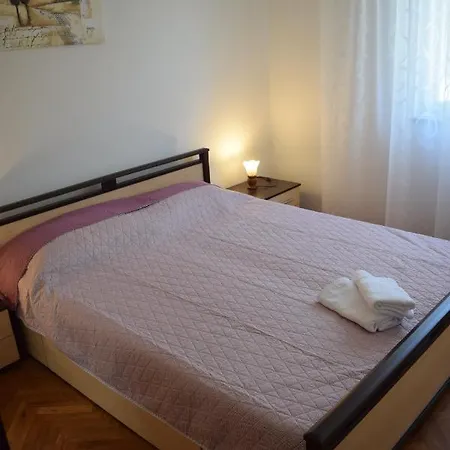 Holiday home Nives Mare Holliday House