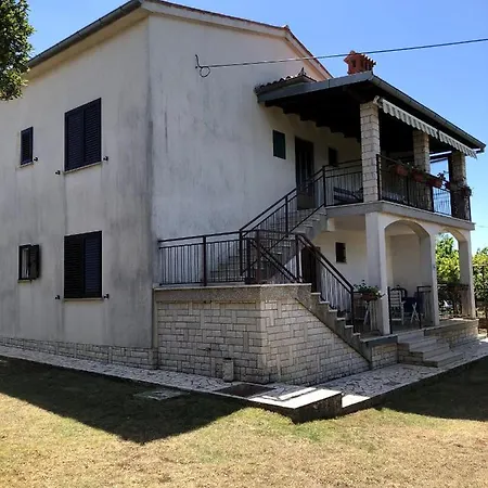 Nives Mare Holliday House * Rovinj