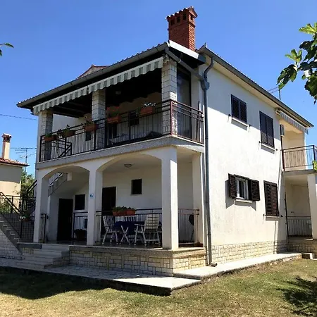 Nives Mare Holliday House Rovinj